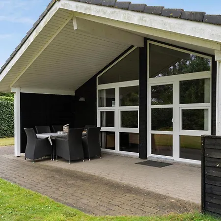 3 Bedroom Awesome In