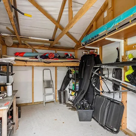 3 Bedroom Awesome In Tarm