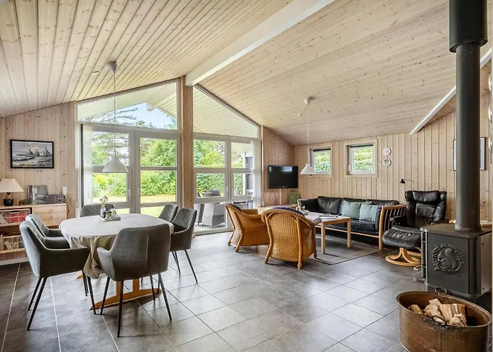 3 Bedroom Awesome In