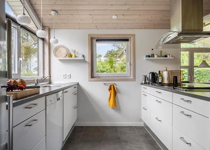3 Bedroom Awesome In Dom wakacyjny Tarm