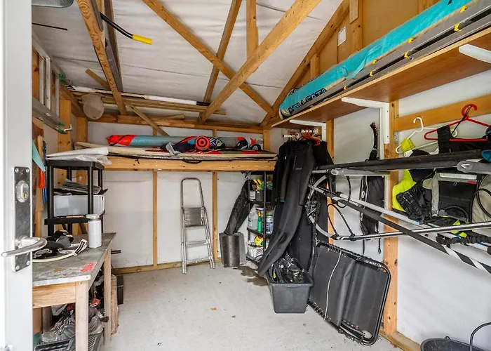 3 Bedroom Awesome In Tarm