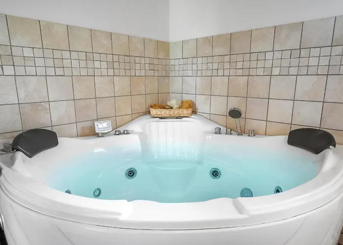 3 Bedroom Awesome In